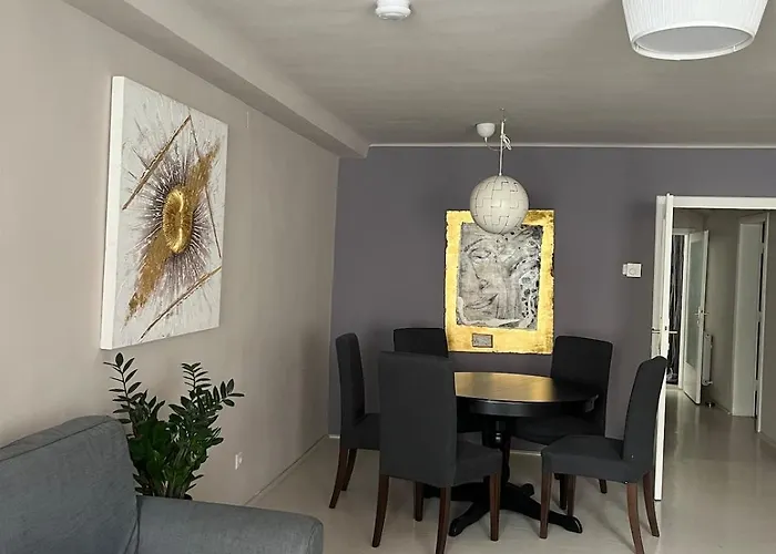 Appartement Stylish 4th-floor In